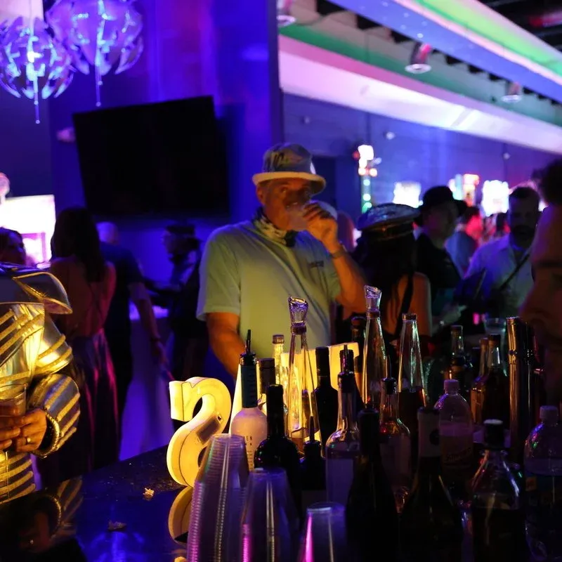 fun dimension usa bar