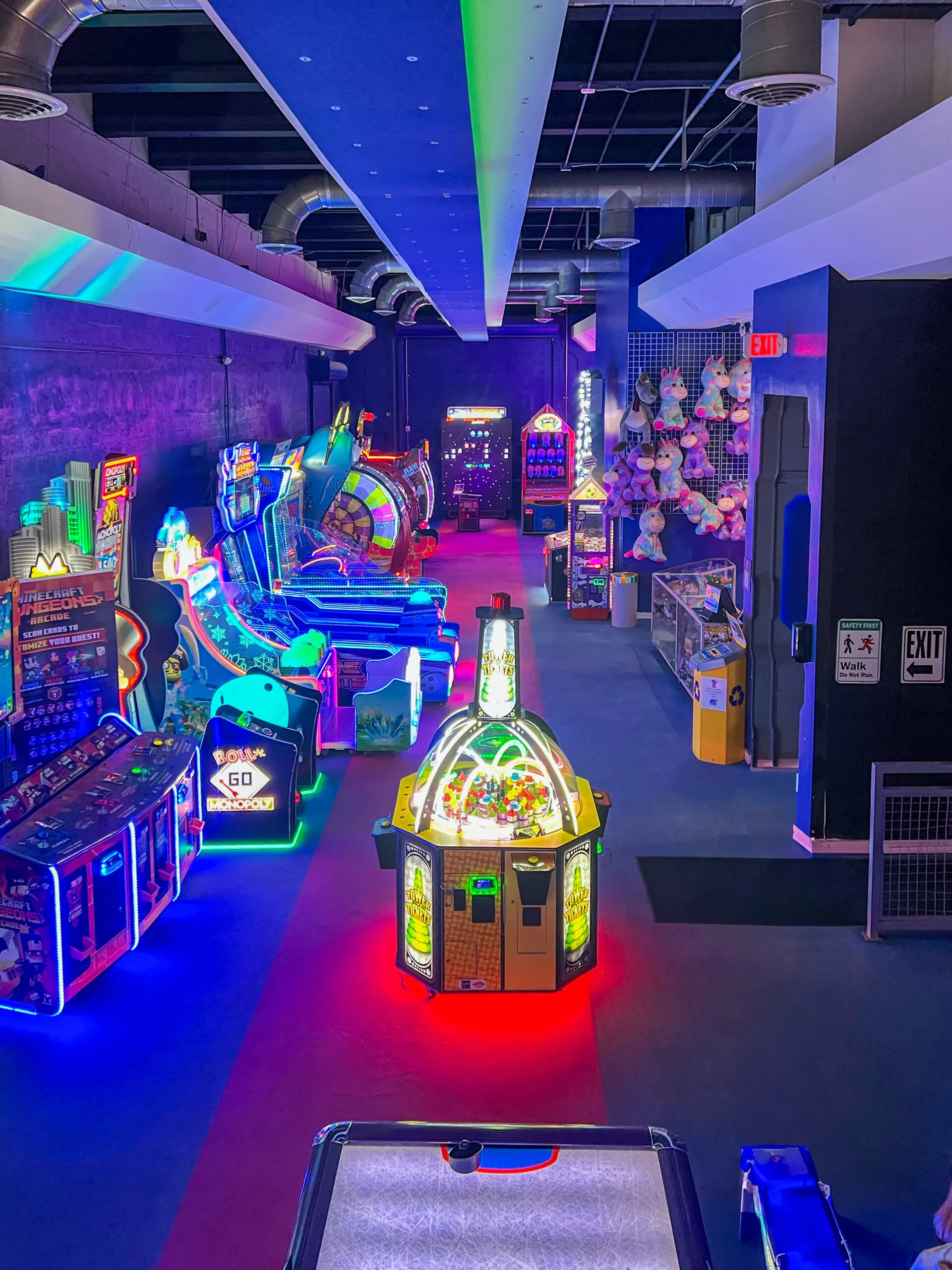 TUESDAYS & THURSDAYS