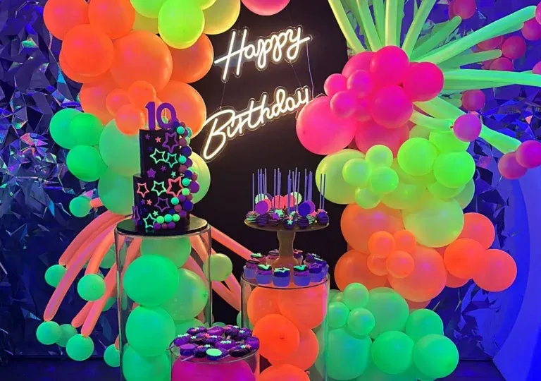 Neon Party in FunDimension