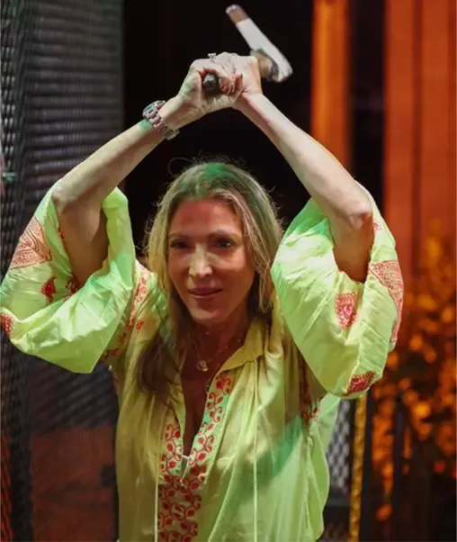 Axe throwing in Miami